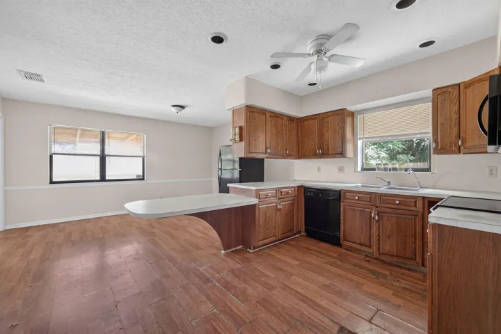 kitchen2