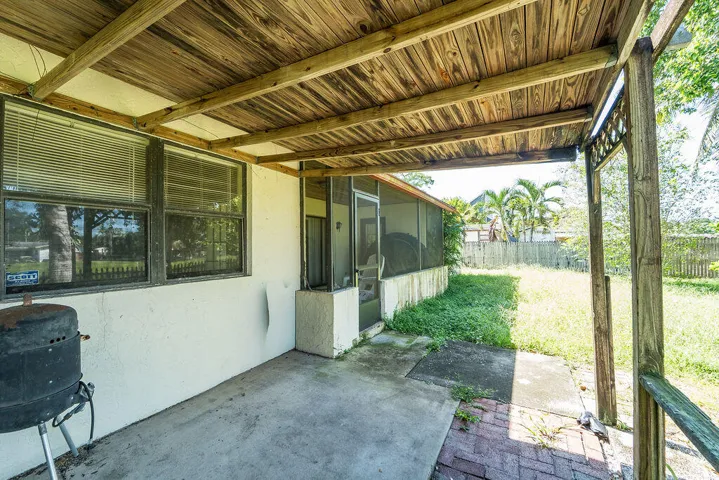 7625CanalDrLakeWorth-6