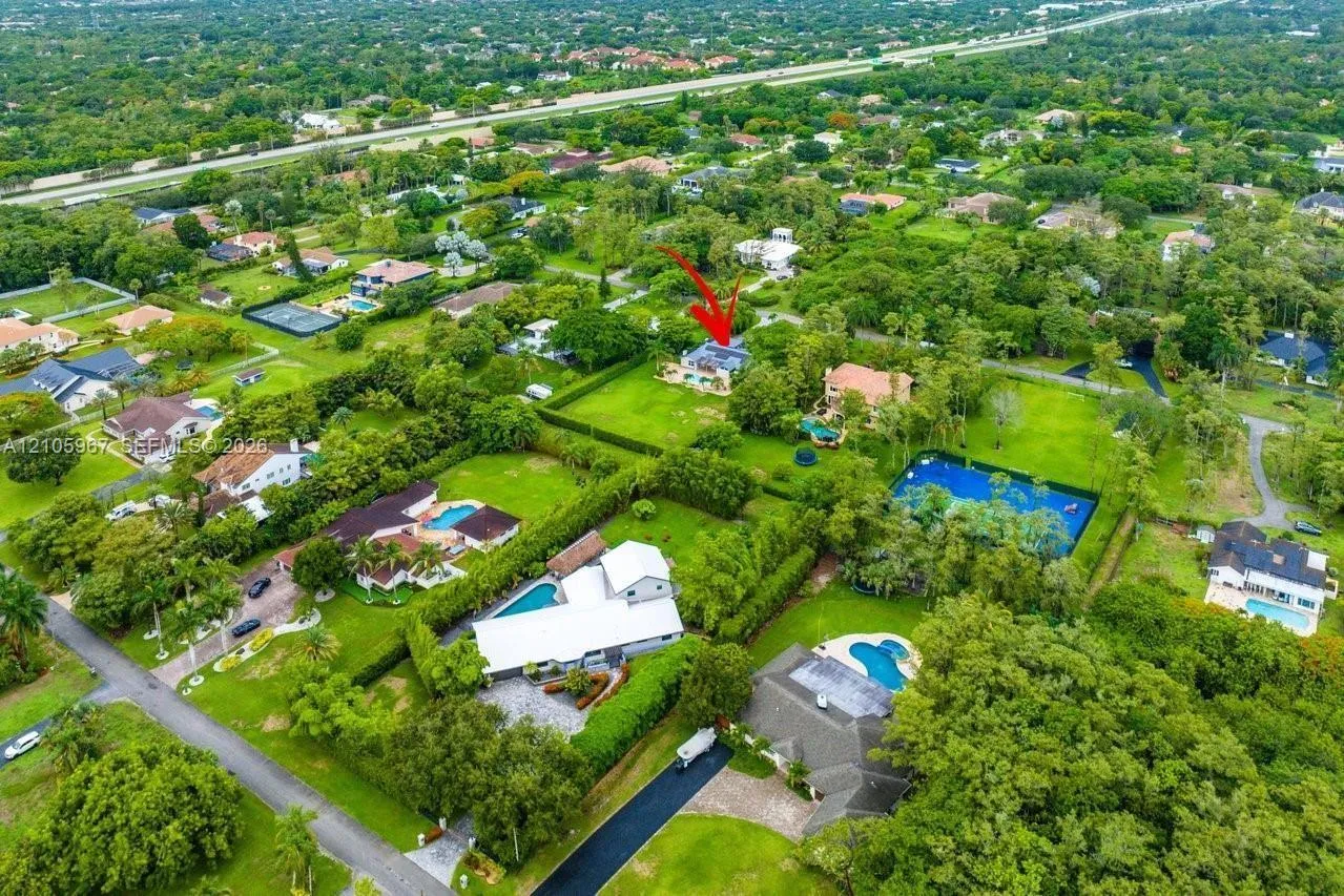 Property photo 35