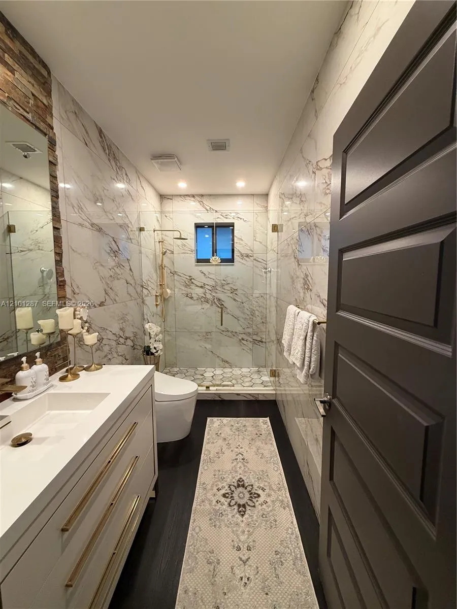 Property photo 77