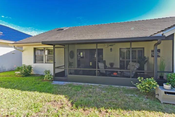 438 SW Jefferson Cir Port St-print-038-0