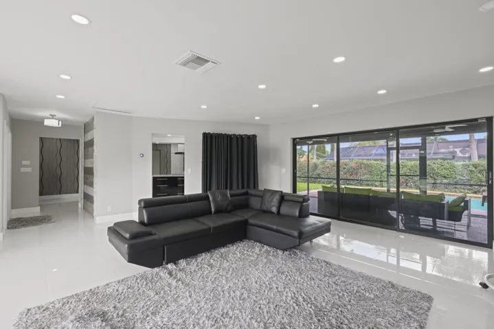 80 West Rubber Tree Drive - 5.jpg-SMALL