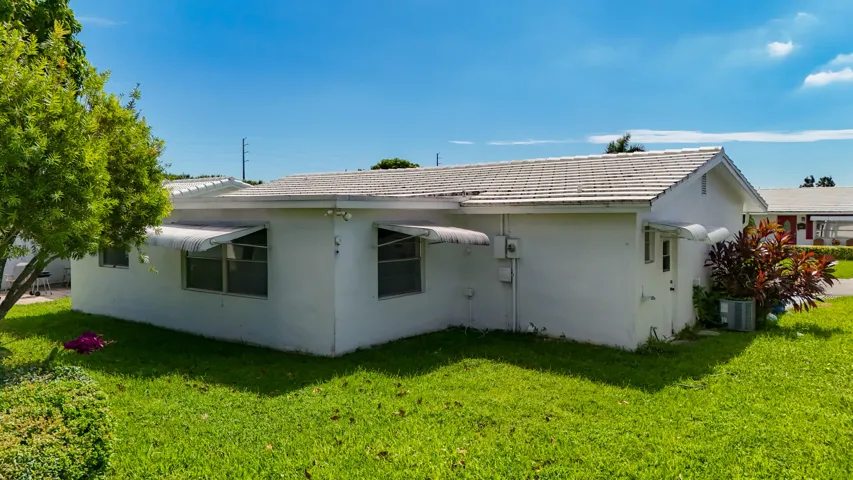 813 SW 5th Court-52