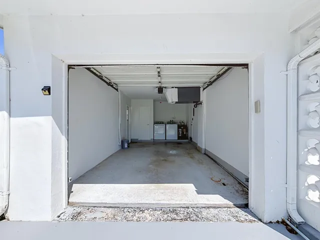 813 SW 5th Court-49