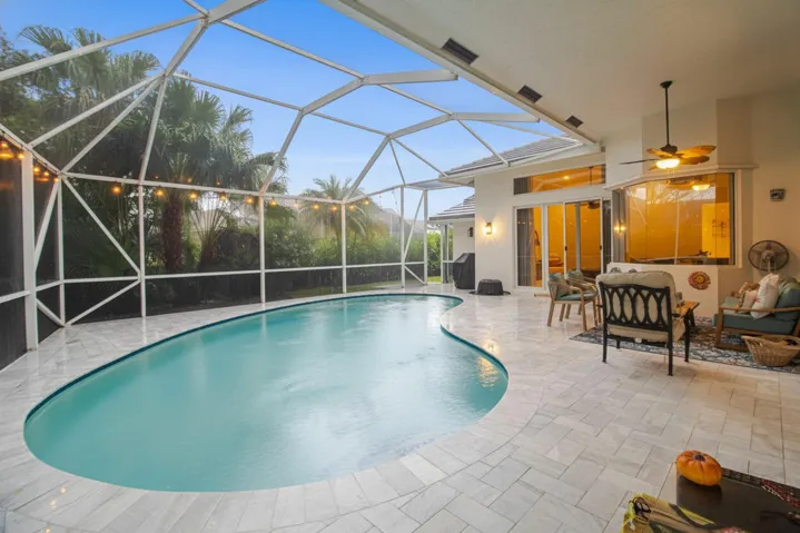 POOL RENOVATED SKY