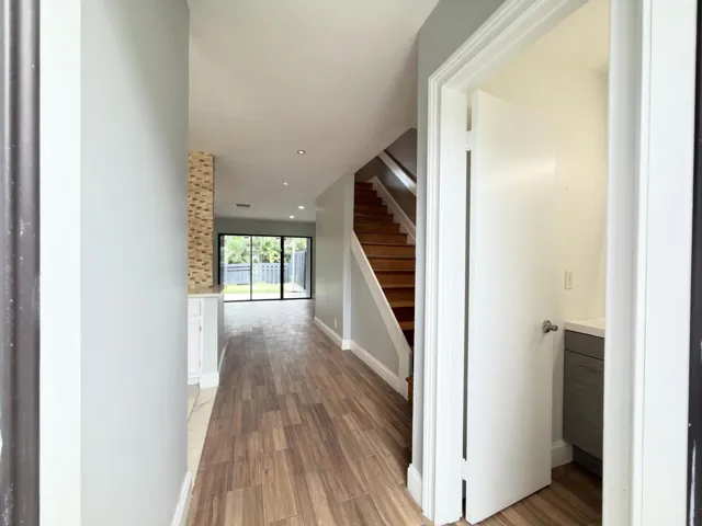 HALL SECOND FLOOR
