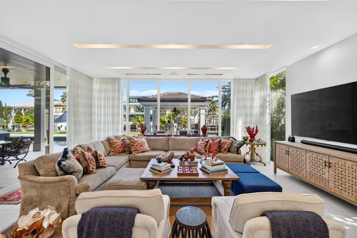 41_Family Room - View 2