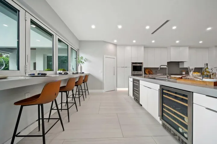 kitchen3.jpg-SMALL