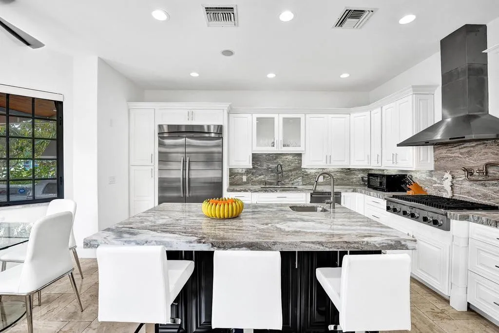Property photo 32