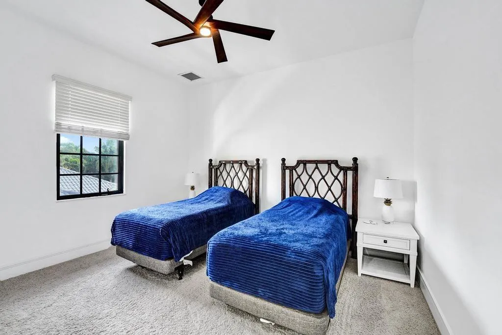 Property photo 88
