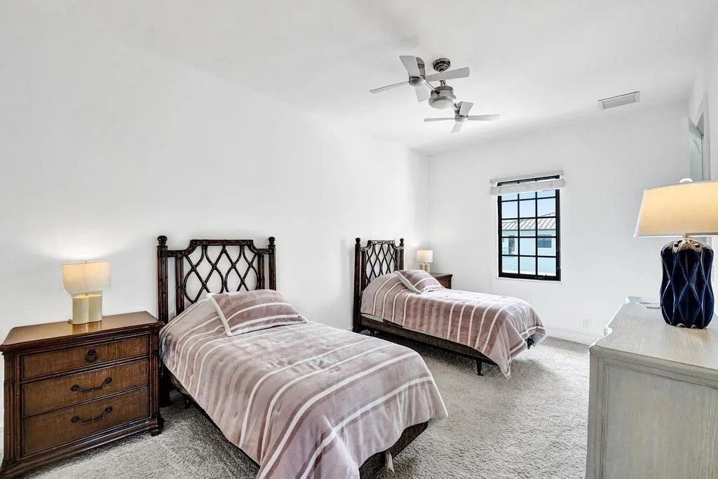 Property photo 60