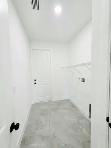 48207