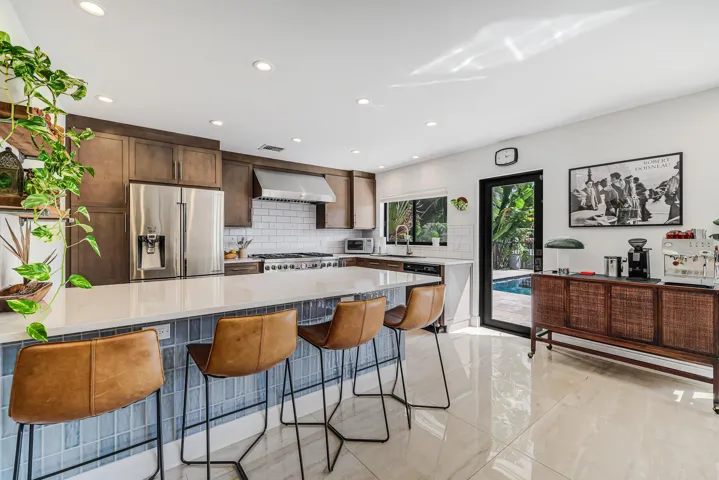 2408 NE 17th Terr-8