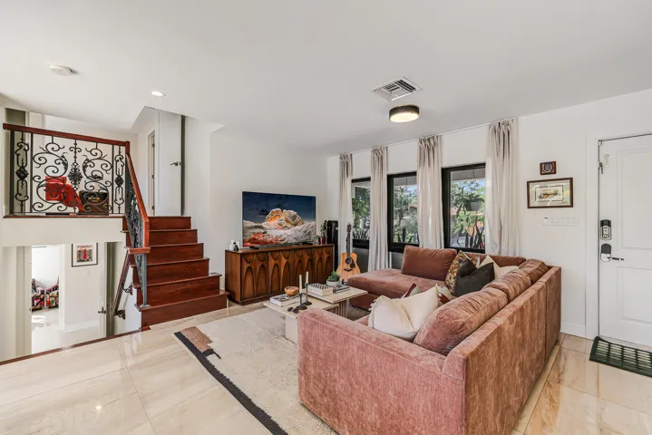 2408 NE 17th Terr-15
