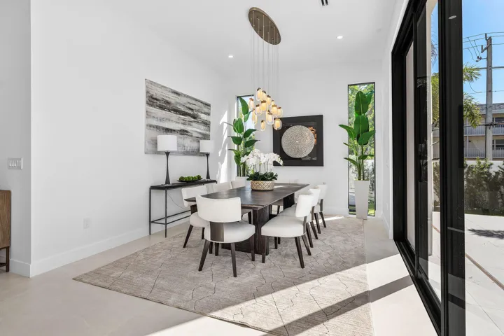 011-696HastingsStreet-BocaRaton-FL-33487