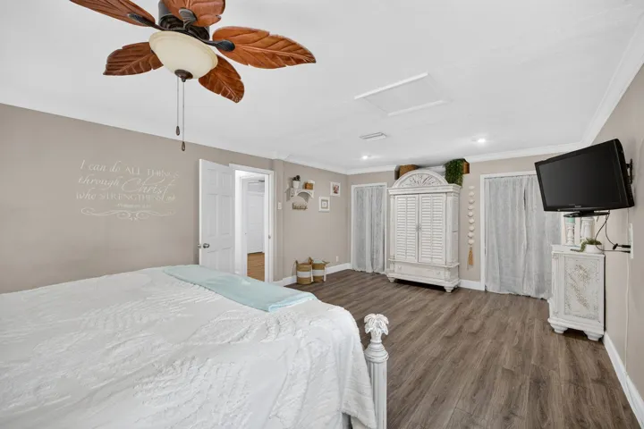 Oversized primary bedroom