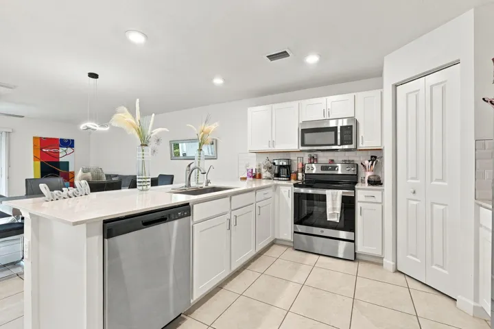 3-web-or-mls-4194_Bent_River_Rd_003