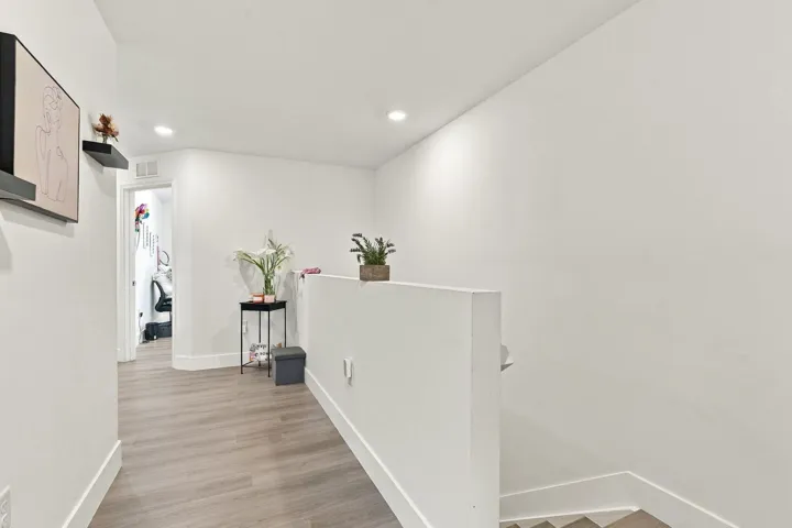 30-web-or-mls-4194_Bent_River_Rd_030
