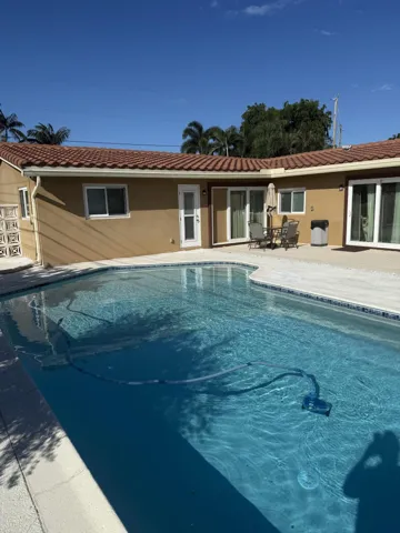 Pool 7