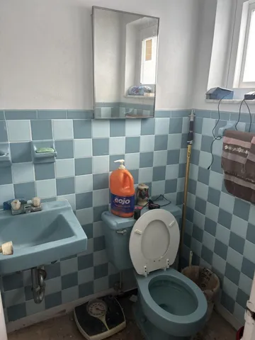 Garage​​‌​​​​‌​​‌‌​‌‌​​​‌‌​‌​‌​‌​​​‌​​ Bathroom