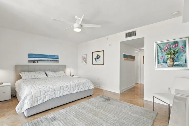15-web-or-mls-2001-n-ocean-blvd-1102