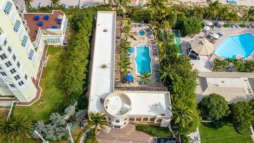 43-web-or-mls-2001-n-ocean-blvd-1102