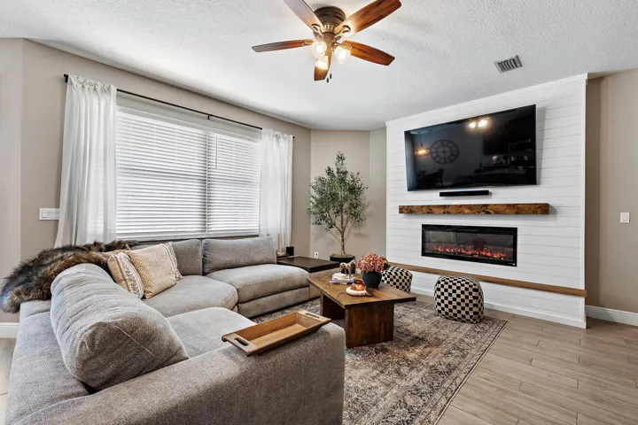 035-1293869thStN-WestPalmBeach-SMALL