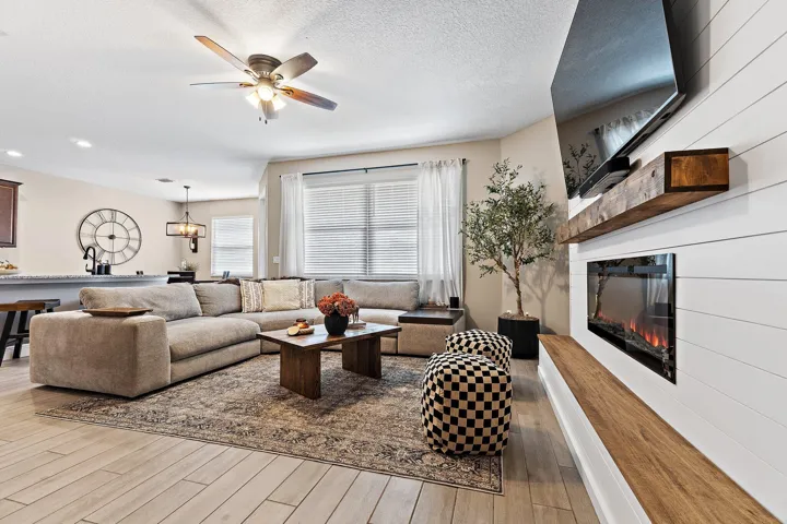 033-1293869thStN-WestPalmBeach-SMALL