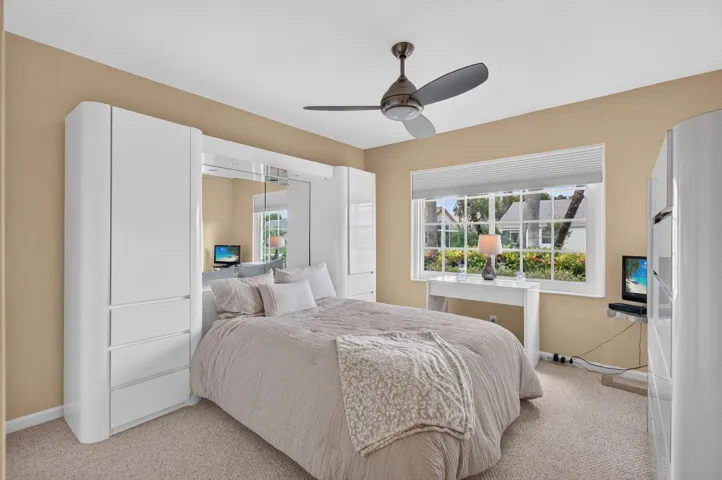 18_Guest_bedroom