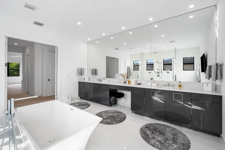 051-9586VescovatoWay-BocaRaton-FL-33496-