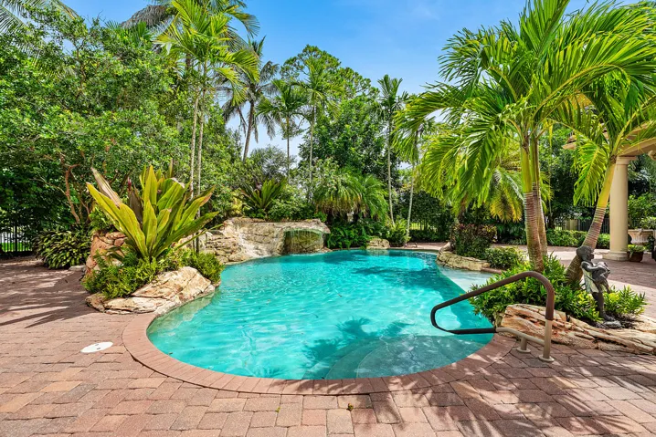 Stunning Pool w/ East Sunrise Views