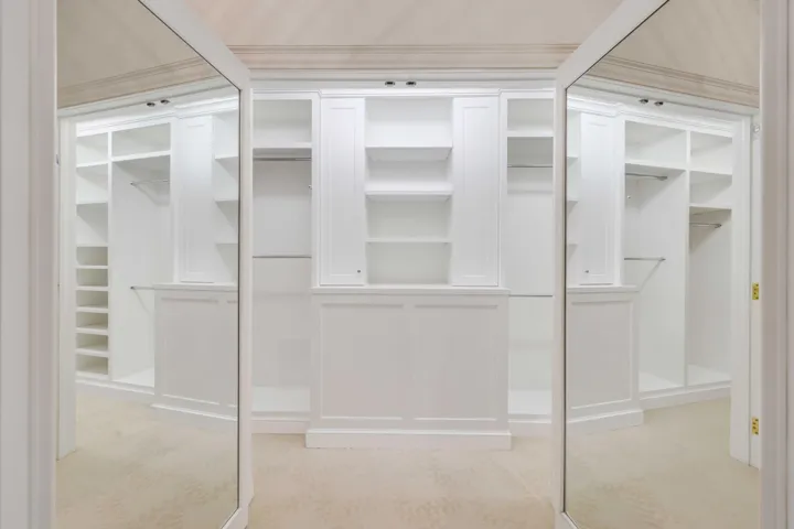 21 - Primary Closet