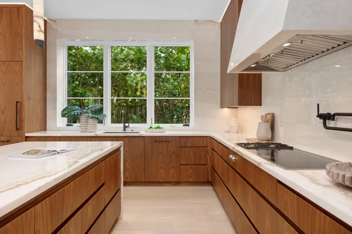 29 - Kitchen