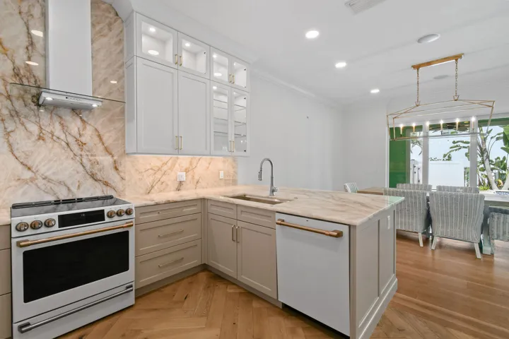 104IntracoastalCir(16)