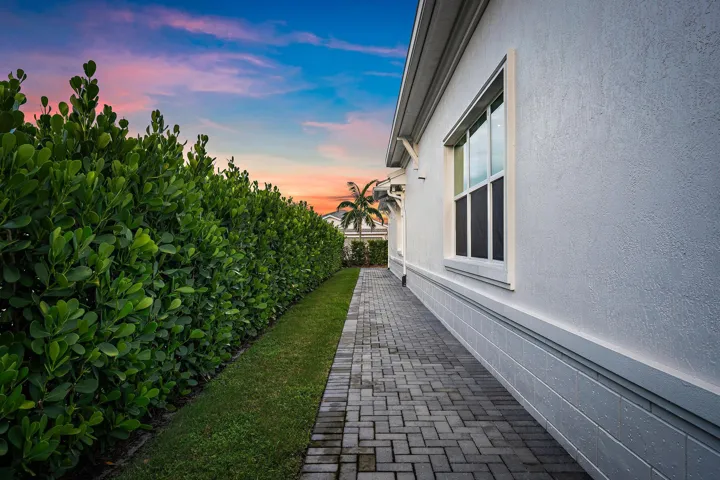 12471 Nautilus Cir-2