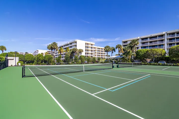 Tennis