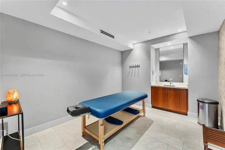 2 Treatments Rooms Available to Owners.