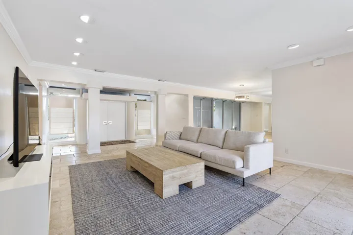 3241 NE 56th Ct_014