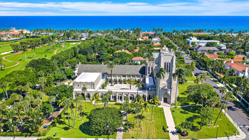 One block from historic churches.