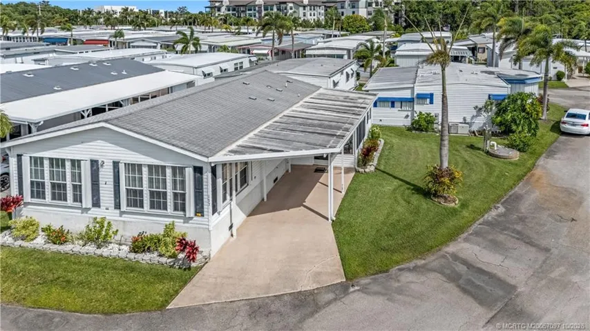 Double Wide 2005 Manufactured Home