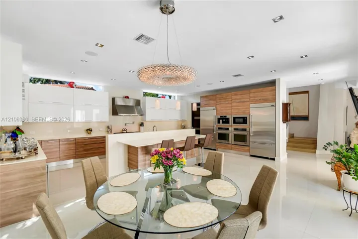 Dining Room / Comedor