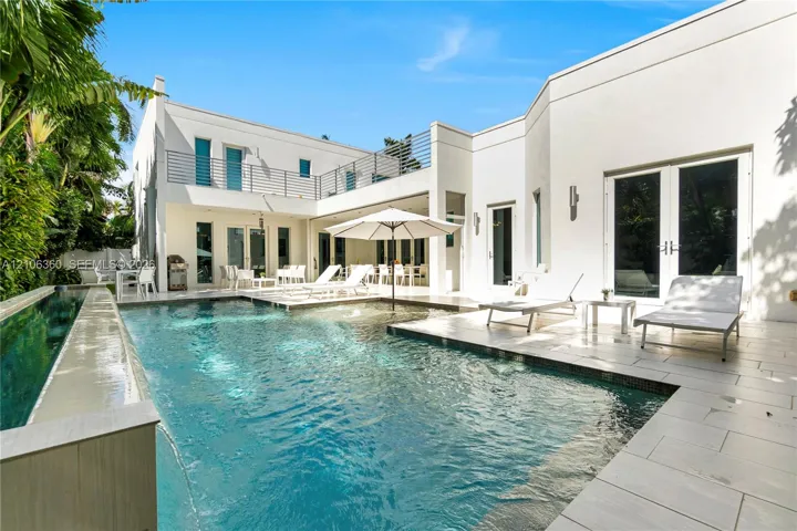 Pool / Piscina