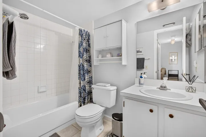 2nd Bathroom