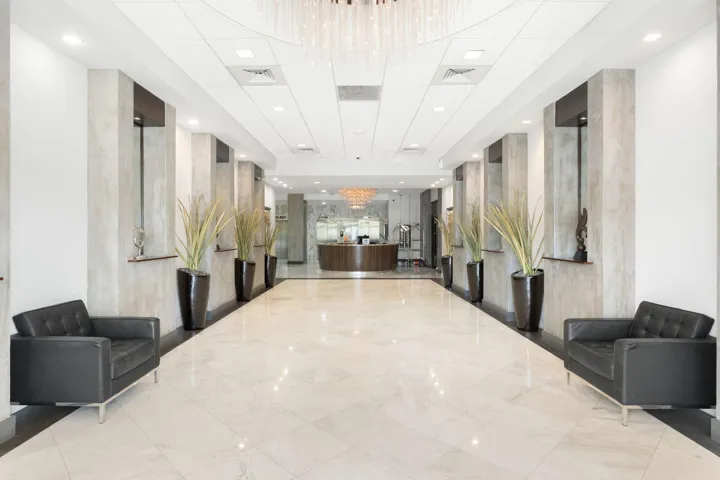 33-web-or-mls-3015 N Ocean Blvd 5F Fort