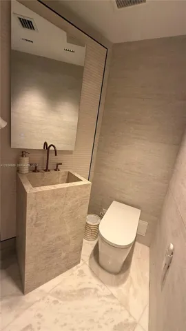guest restroom
