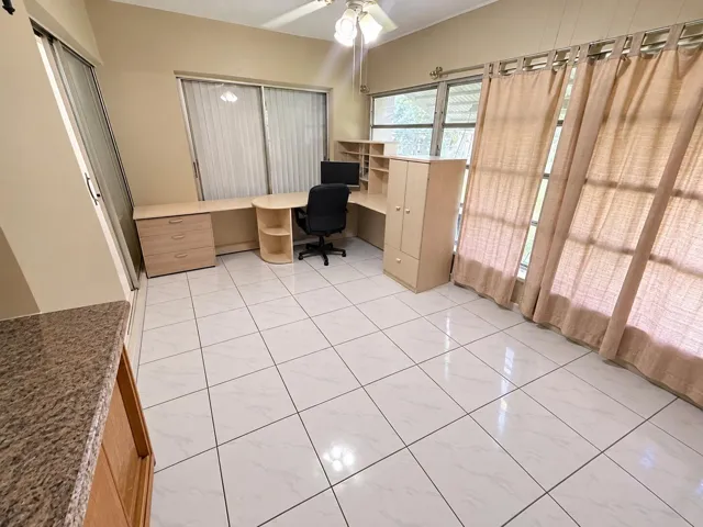 Florida room/bonus room/office