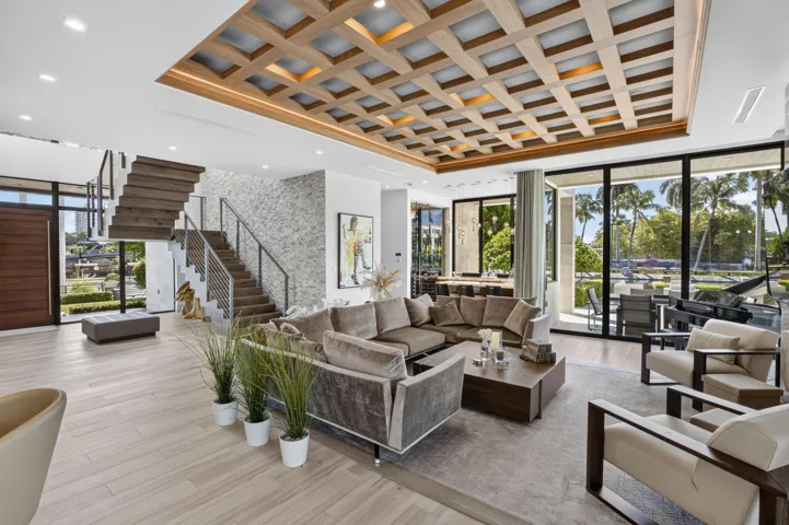 048_1-Royal-Palm-Real-Estate-Photography