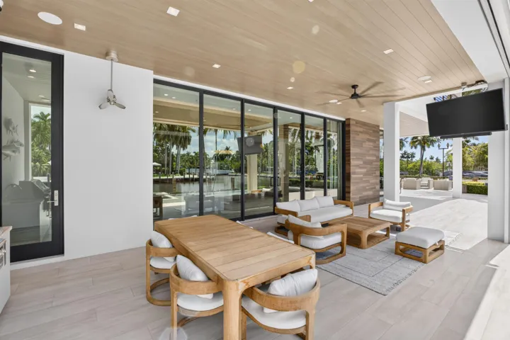 126_1-Royal-Palm-Real-Estate-Photography