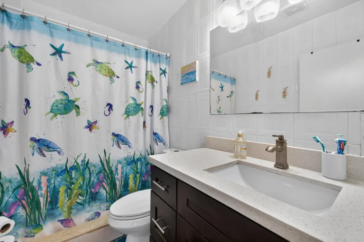 2nd bathroom