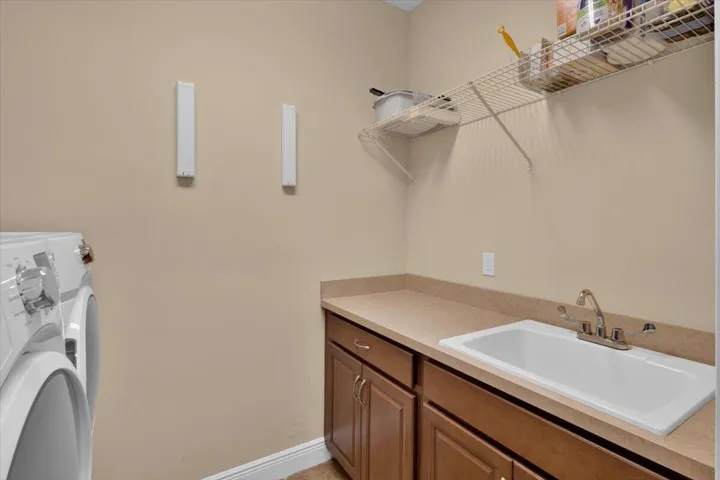 laundry room 1b